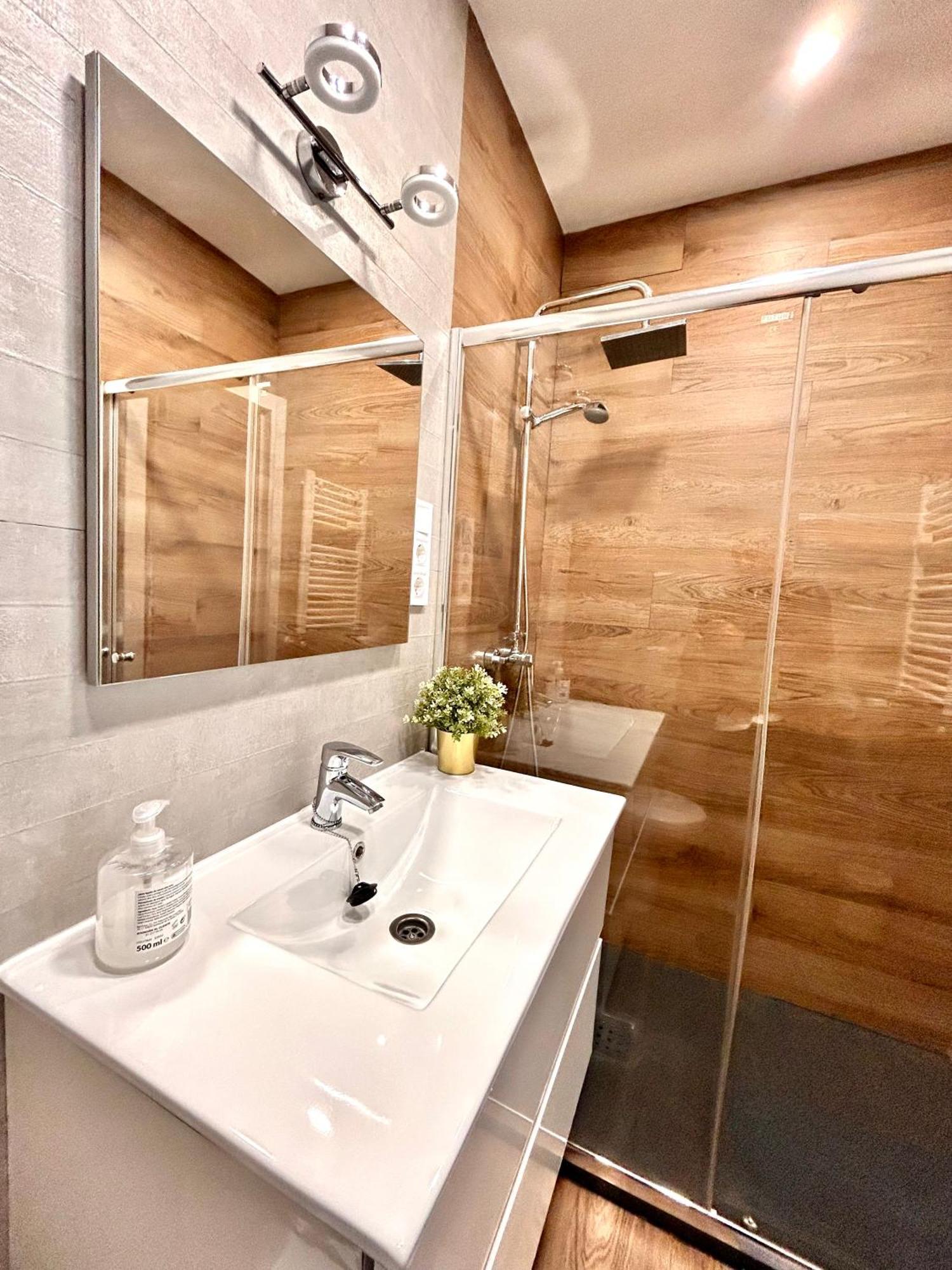 Ferienwohnung Loft Desing Retiro Madrid Exterior foto